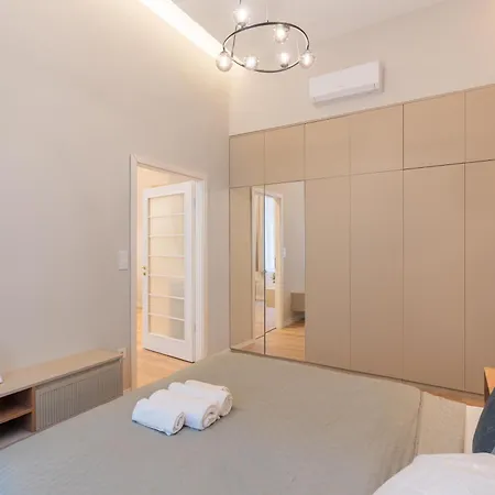 Apartament Exclusive & Brand New 3bedrm In The Center *