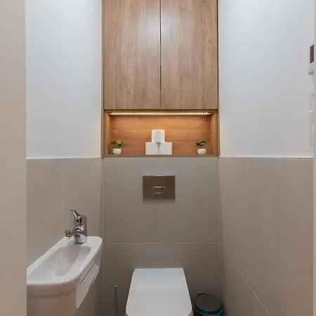 Exclusive & Brand New 3bedrm In The Center Apartament Budapesta