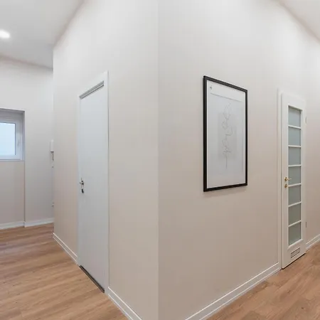 Apartament Exclusive & Brand New 3bedrm In The Center Budapesta